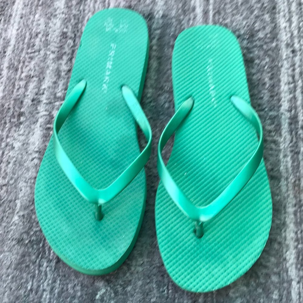 Primark Womens Flip Flops Green and Blue Size 7/8 Beach Casual Cruise Ready